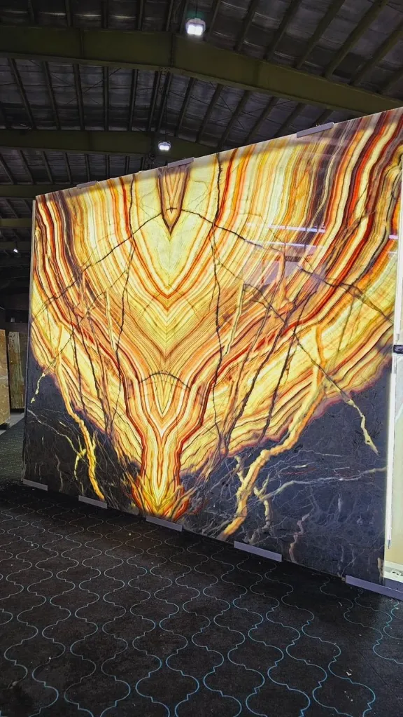 RAINBOW Onyx